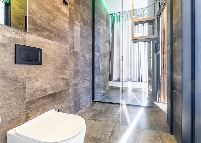 Rich By Victus * 索波特