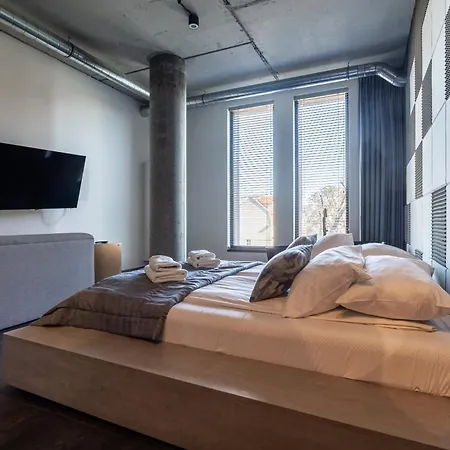 Rich By Victus Апартаменти *